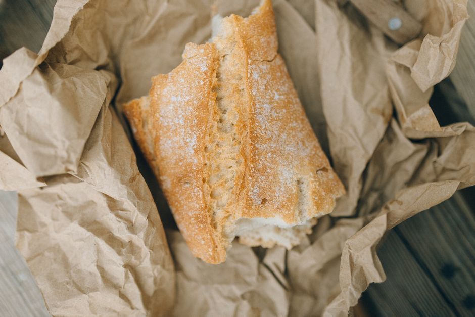 Bread Storage: Crunchy Crust vs Soft Crumb Methods