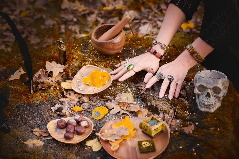 Stone Rings vs Metal Bowls