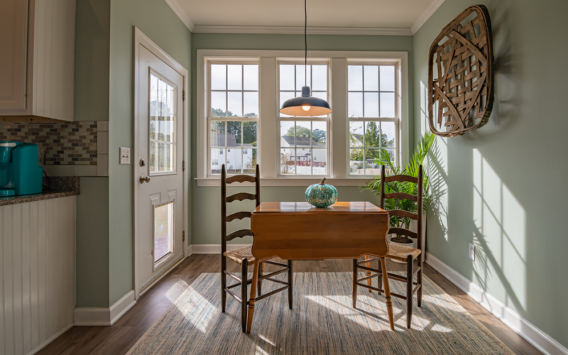 Foldable vs Drop-Leaf Dining Tables for Tiny Kitchens