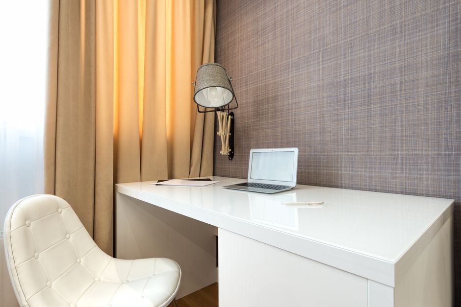9 Hallway Nook Offices That Actually Work