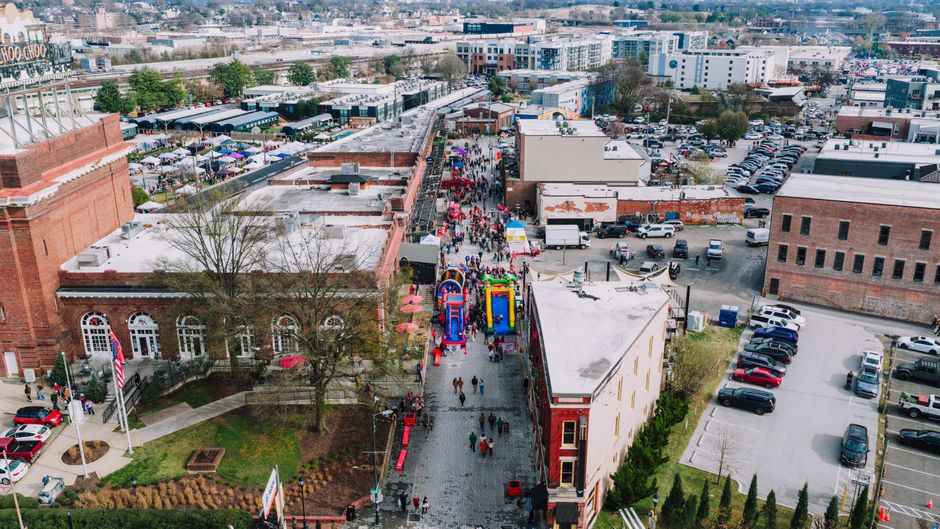 How to Find Free Weekend Events in Your City