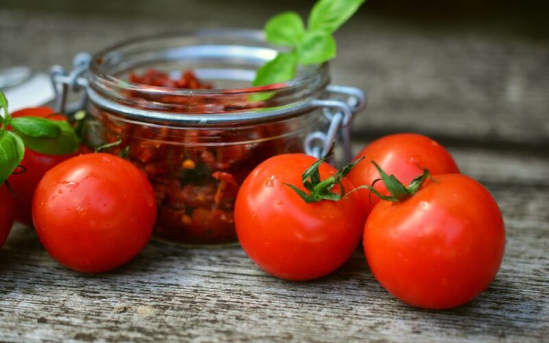 How to Grow Vegetables You Can Harvest in a Month or Less