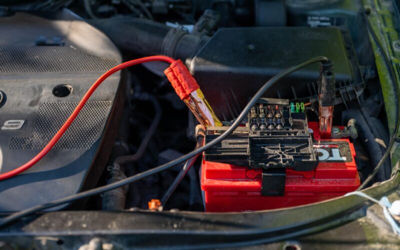 How to Jump-Start a Dead Car Battery Safely