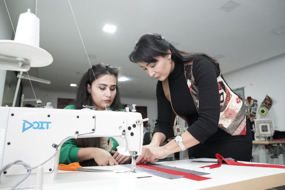Step-by-step sewing instructions