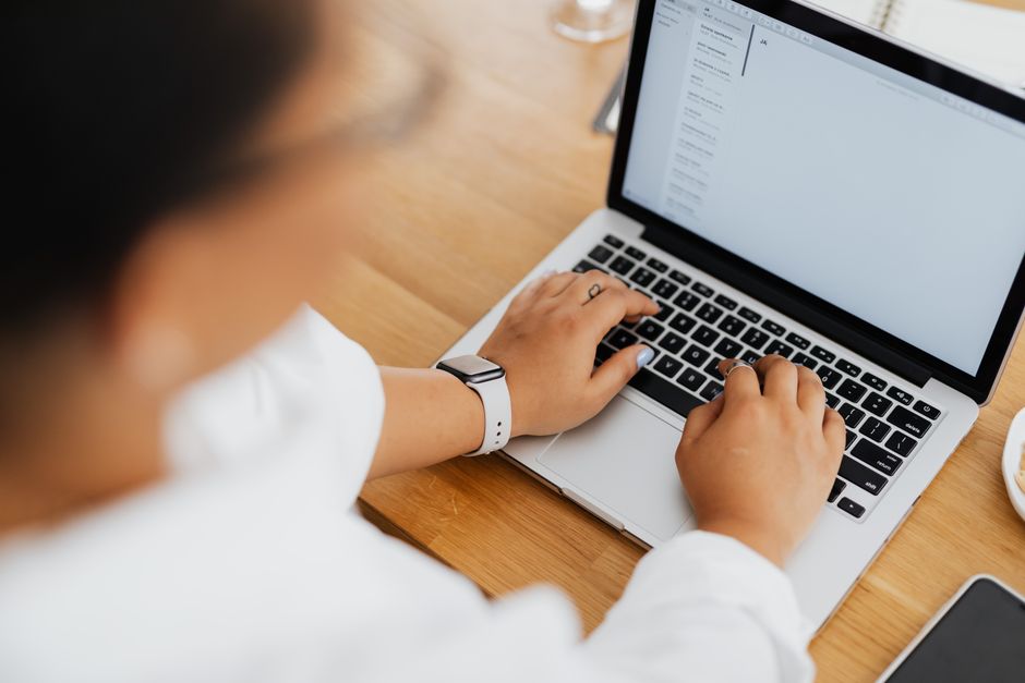 How to Write Sick-Day Emails in Three Sentences