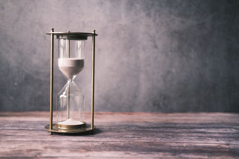 Crafting subject lines and timing