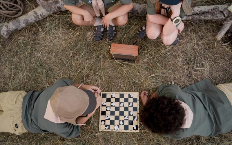 10 Screen-Free Camp Games for Kids