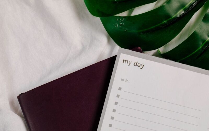 Thirty-Day Minimalism Challenge for Beginners